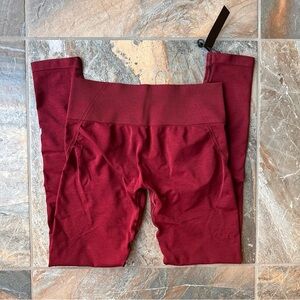 Oner Active Effortless Seamless Leggings NWT Rosewood Size
Large Long Length